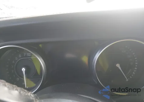 2021 Jeep Wrangler 4Xe Unlimited Sahara 4X4 z USA, uszkodzony, nr VIN 1C4JJXP67MW688912